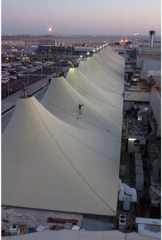 Los tejidos técnicos de Industrial Sedó se emplean en la arquitectura textil.